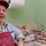 Macelleria Ribetto e i prodotti tipici - Foto. L. Favetto/arch. Delize del Dahu